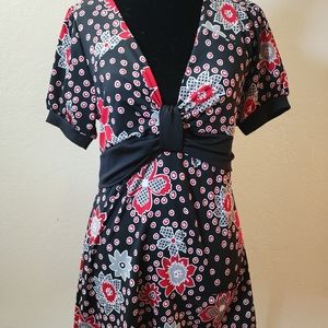 L8ter black & red tie back blouse